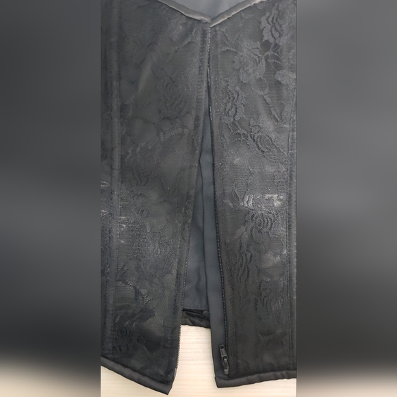 Daisy Corsets Lavish Black Lace Front Zipper Size 6X NWT - Picture 12 of 13